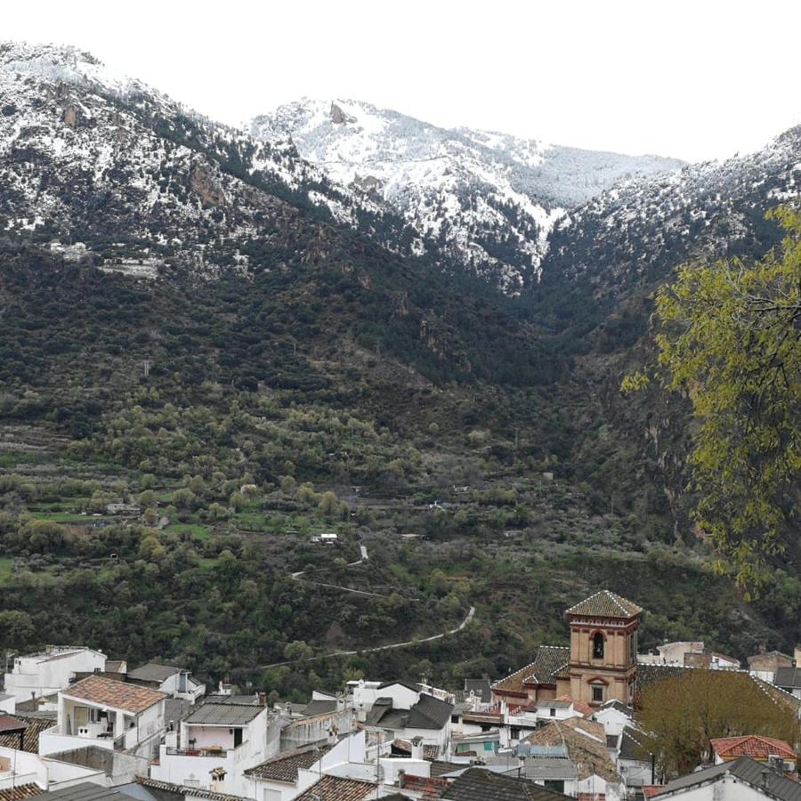 Cortijo La Solana Guest House Guejar Sierra Luaran gambar
