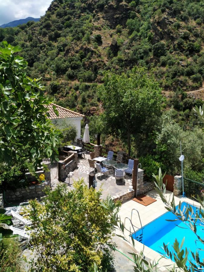 Cortijo La Solana Guest House Guejar Sierra Luaran gambar