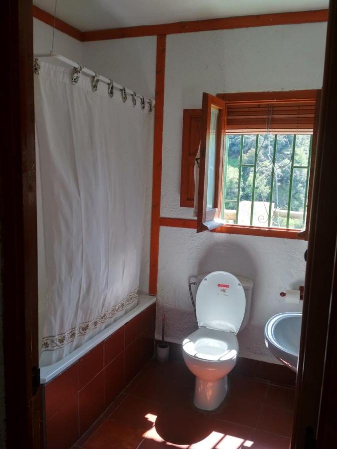 Cortijo La Solana Guest House Guejar Sierra Luaran gambar