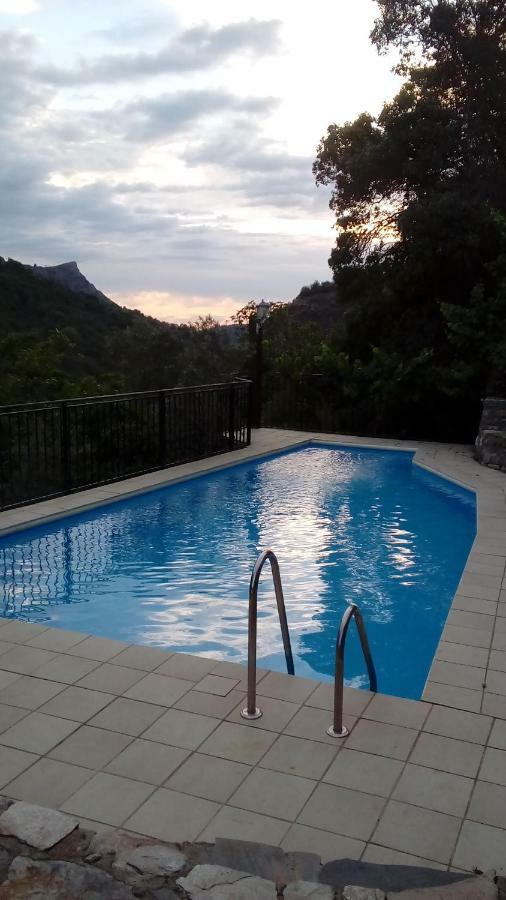 Cortijo La Solana Guest House Guejar Sierra Luaran gambar