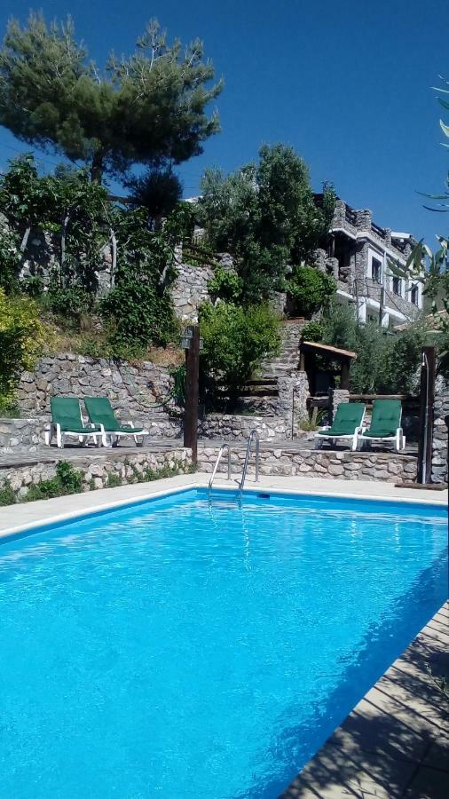 Cortijo La Solana Guest House Guejar Sierra Luaran gambar