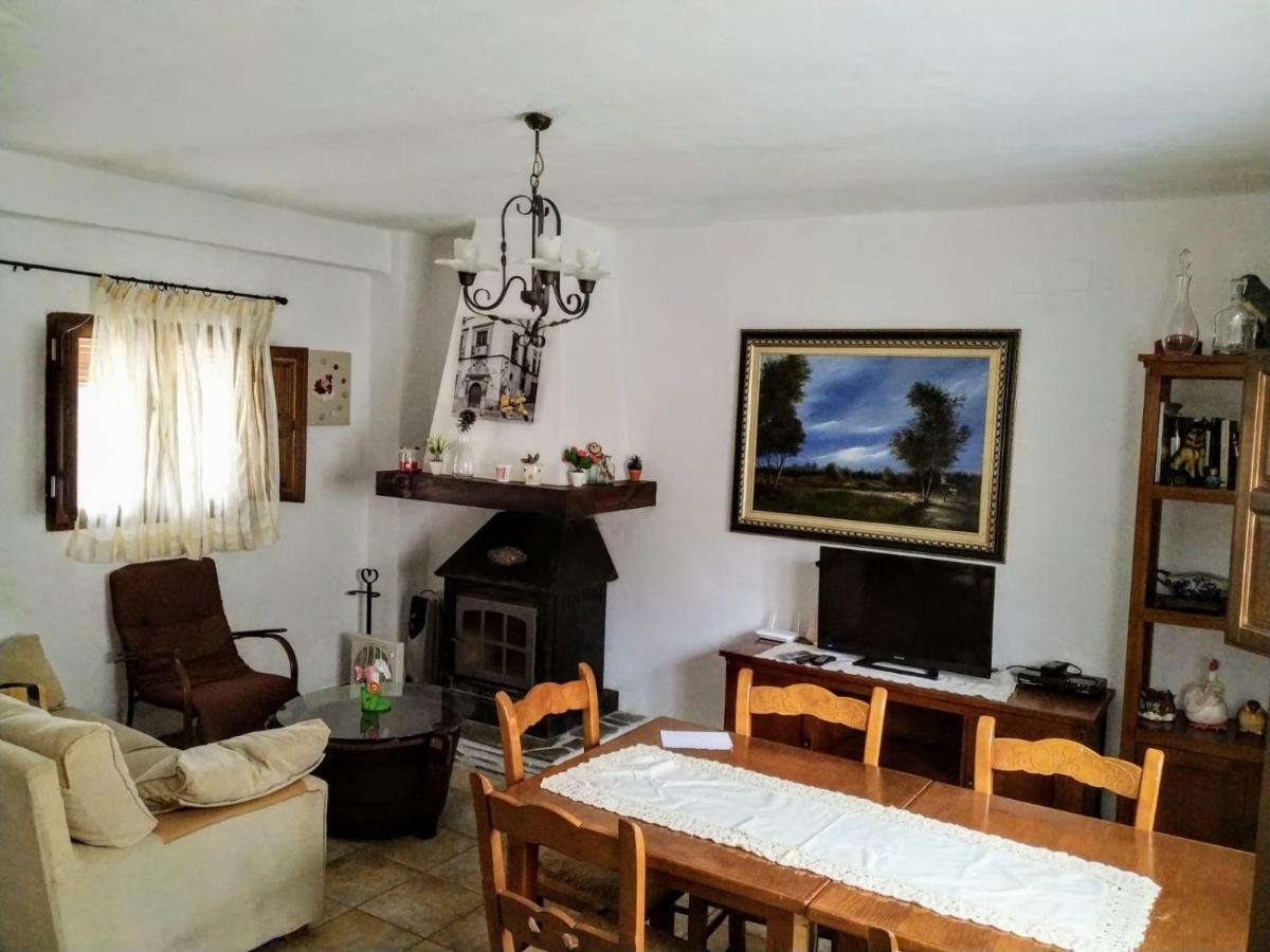 Cortijo La Solana Guest House Guejar Sierra Luaran gambar