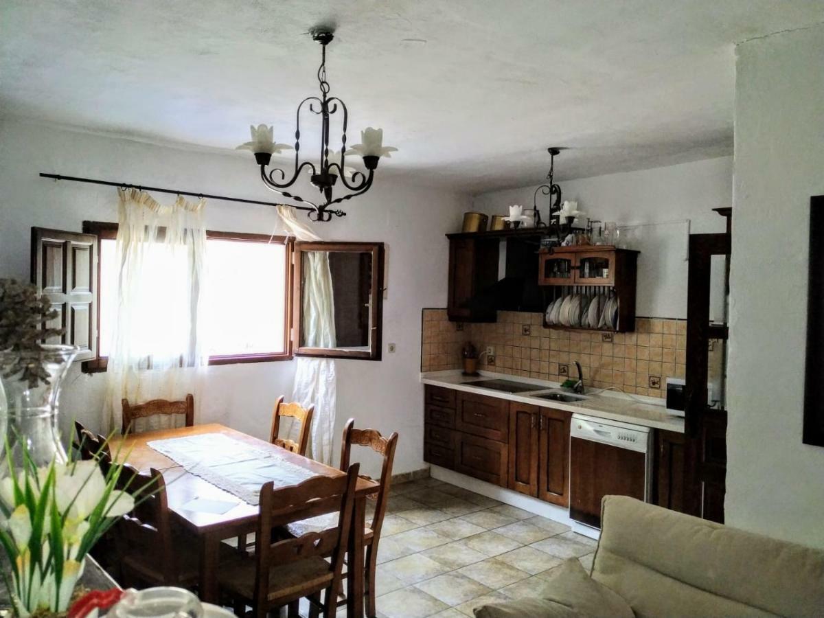 Cortijo La Solana Guest House Guejar Sierra Luaran gambar