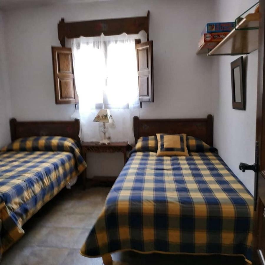 Cortijo La Solana Guest House Guejar Sierra Luaran gambar
